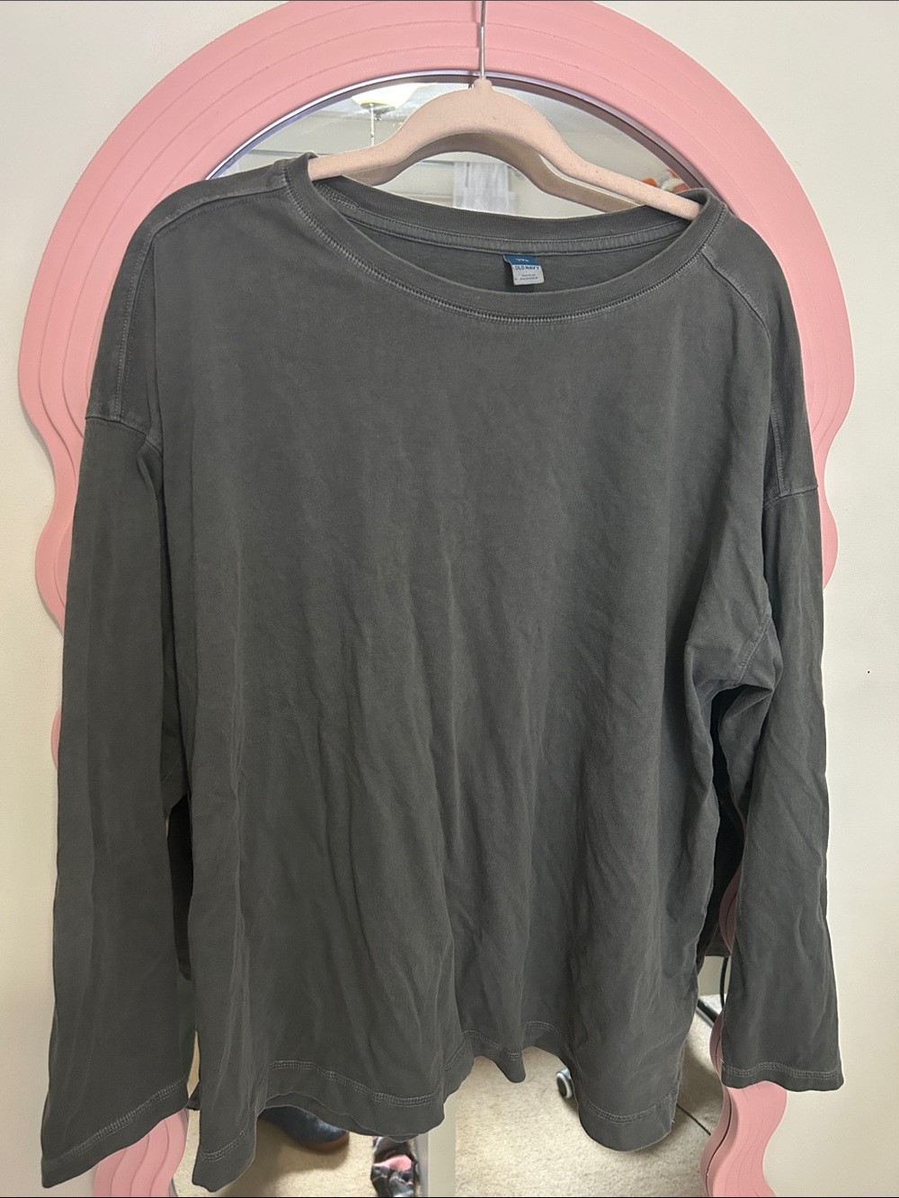 Old Navy Women's Charcoal Gray Long-Sleeve Crewneck Tee